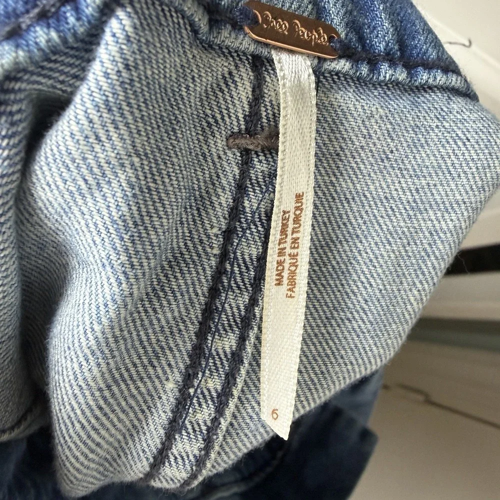 Free People Size‎ 6 Blue Denim Jean Paper Bag Waist Patch Pocket Mini Skirt